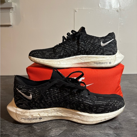Nike Pegasus Turbo Black and White Running Shoes - Picture 3 of 5